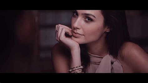 gucci bamboo perfume gal gadot|Gal Gadot playing piano.